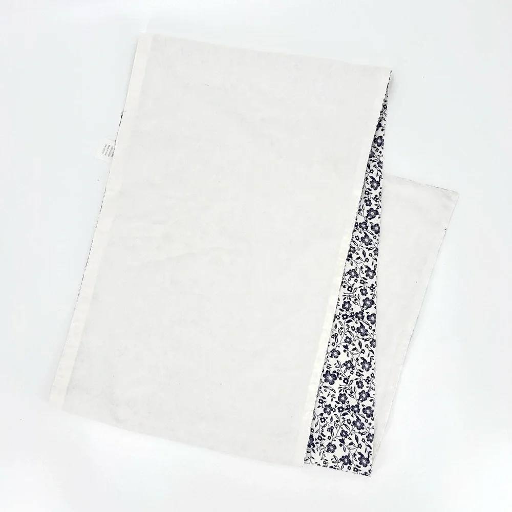 Sur la Table Floral Blue and Cream Cotton Table Runner 84 x 14